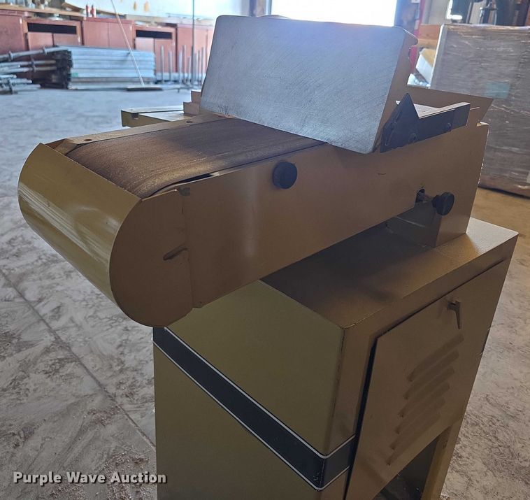 image for item DZ3827 Powermatic 31 Dual Sander 