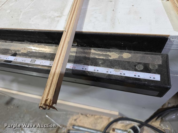 image for item DZ3834 Delta table saw