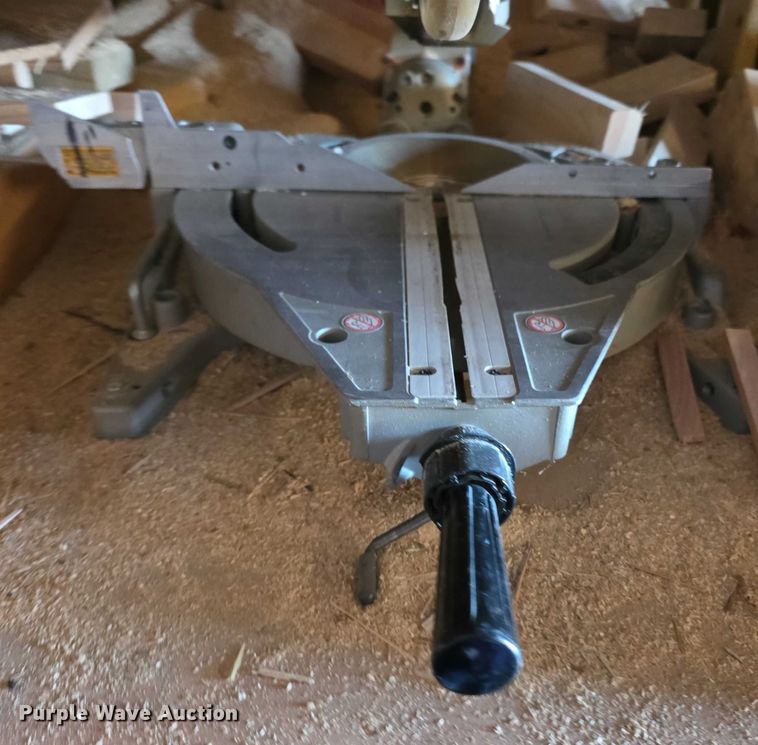 image for item DZ3836 (3) Makita saws