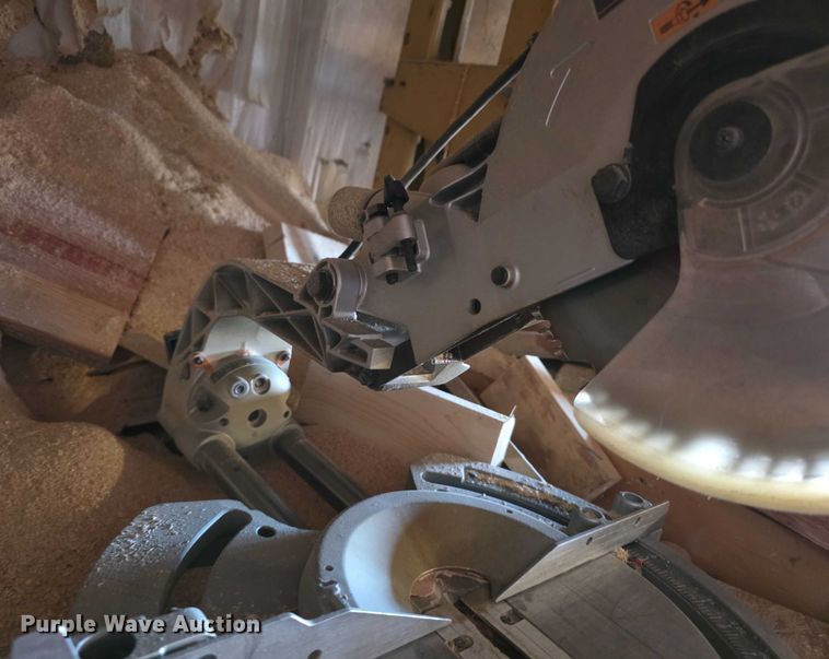 image for item DZ3836 (3) Makita saws