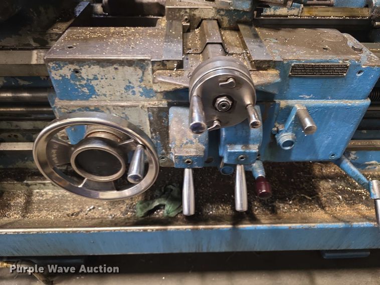 image for item DZ3839 1963 Lodge and Shipley  1610  power turn lathe