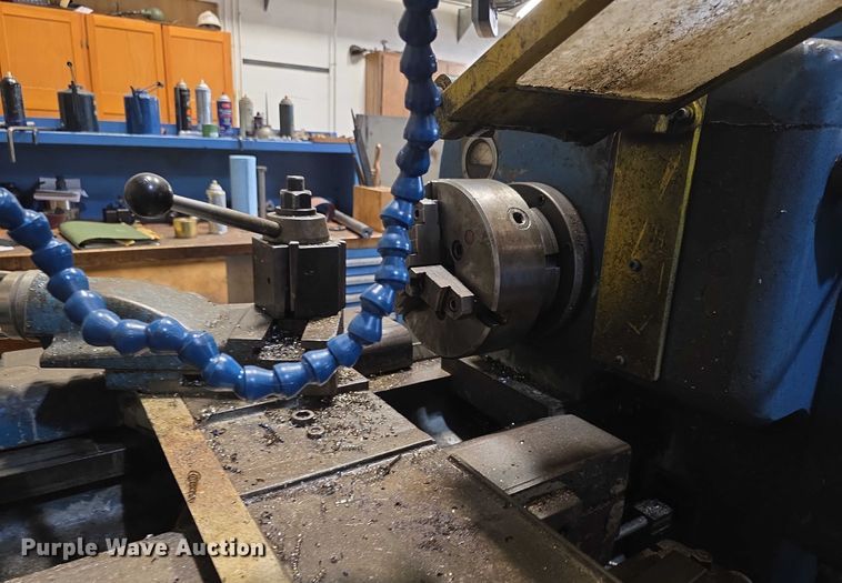 image for item DZ3839 1963 Lodge and Shipley  1610  power turn lathe