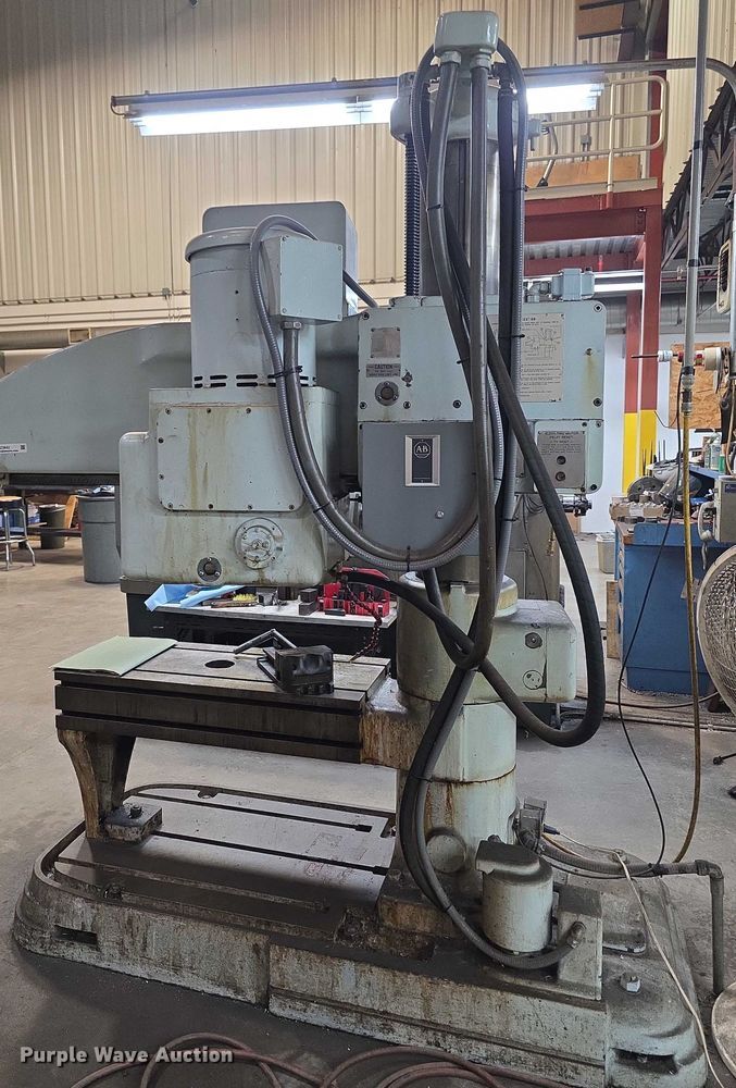 image for item DZ3842 American drill press