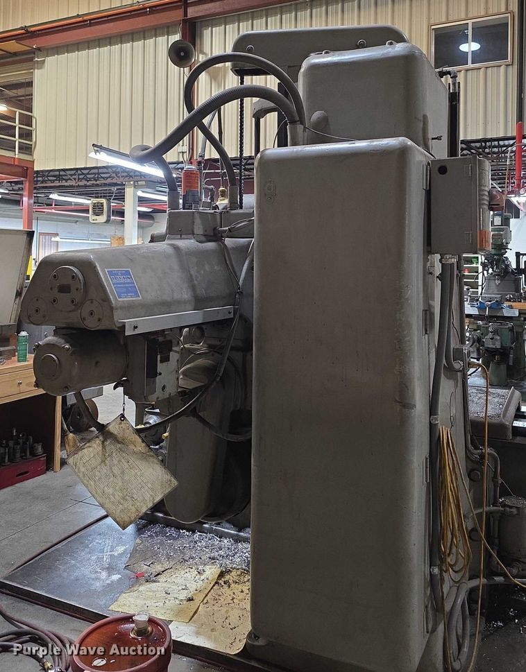 image for item DZ3843 Devlieg  3B48 Spiramatic milling machine