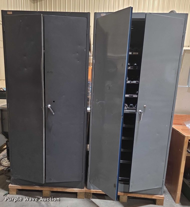 image for item DZ3843 Devlieg  3B48 Spiramatic milling machine