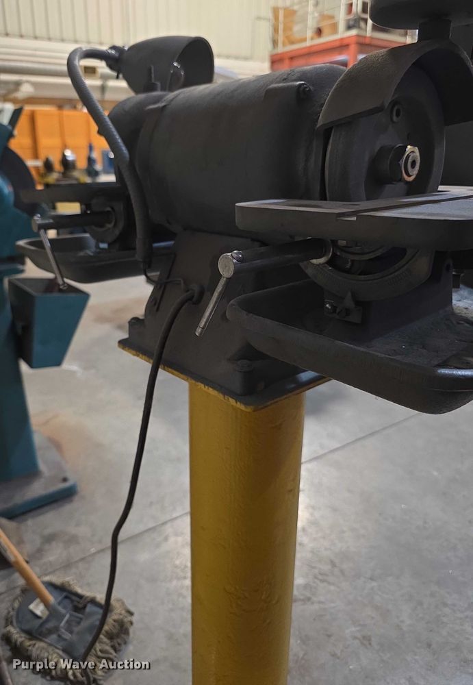 image for item DZ3851 (2) grinders with stands