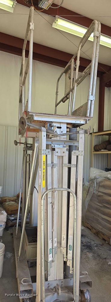 image for item DZ3853 Genie Dual DPL30 vertical lift