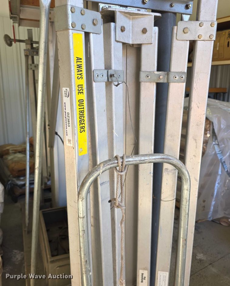 image for item DZ3853 Genie Dual DPL30 vertical lift