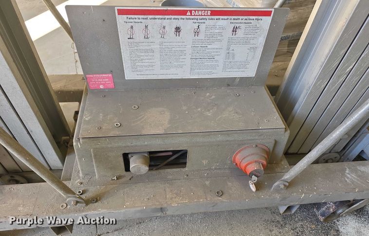 image for item DZ3853 Genie Dual DPL30 vertical lift