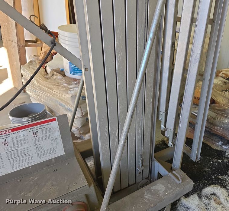 image for item DZ3853 Genie Dual DPL30 vertical lift