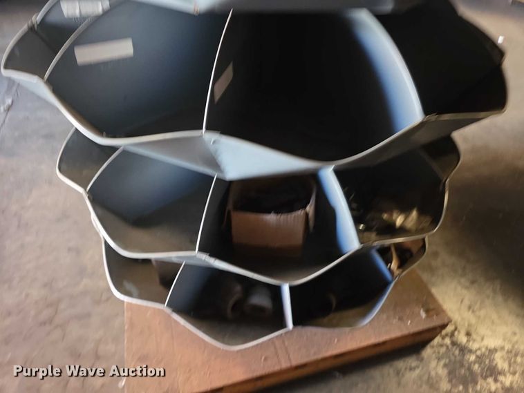 image for item DZ3855 (5) storage bins