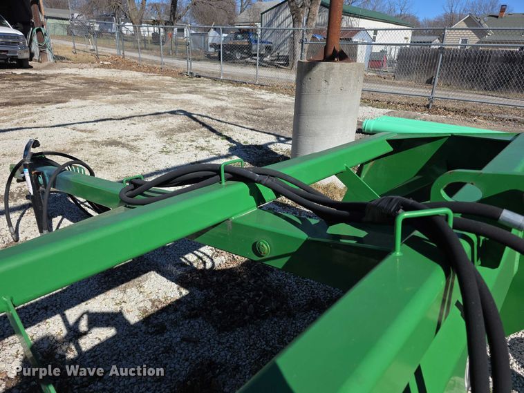 image for item DZ3860 John Deere 2438 box blade