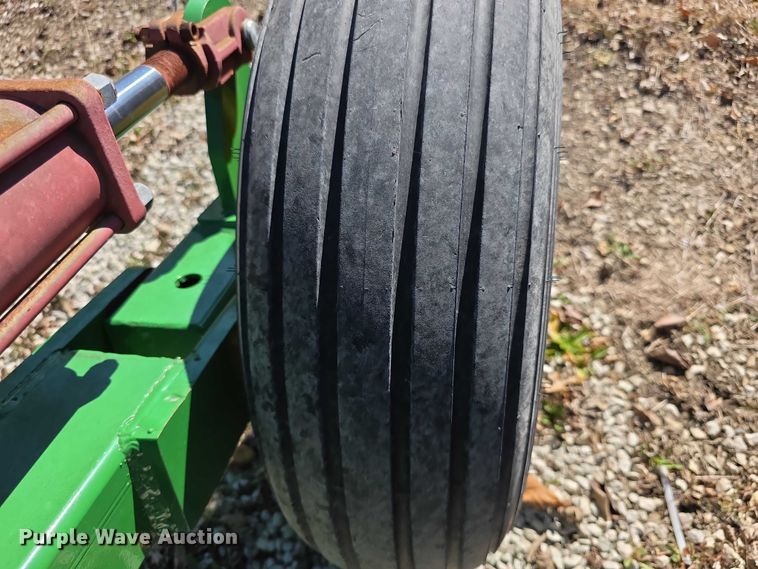 image for item DZ3860 John Deere 2438 box blade