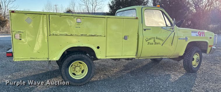 image for item DZ4290 1981 Chevrolet K30 utility / service truck