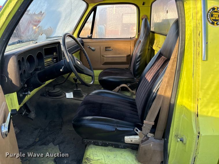 image for item DZ4290 1981 Chevrolet K30 utility / service truck