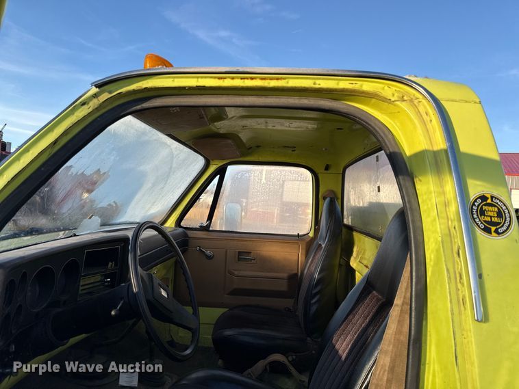 image for item DZ4290 1981 Chevrolet K30 utility / service truck