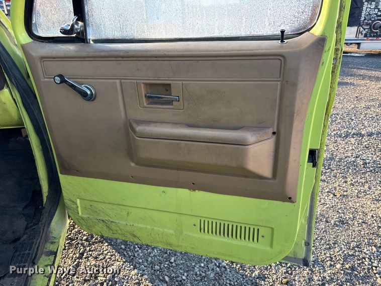 image for item DZ4290 1981 Chevrolet K30 utility / service truck