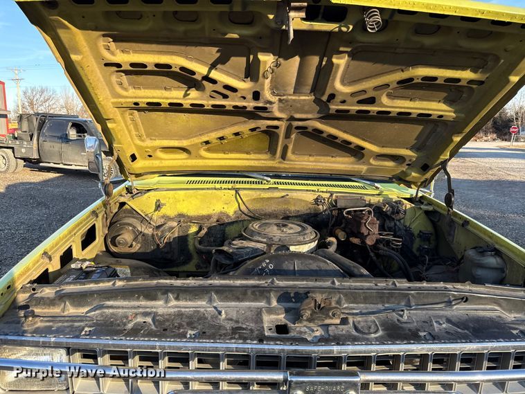 image for item DZ4290 1981 Chevrolet K30 utility / service truck