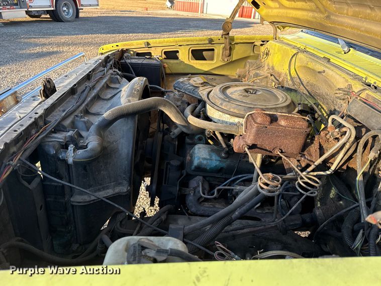 image for item DZ4290 1981 Chevrolet K30 utility / service truck