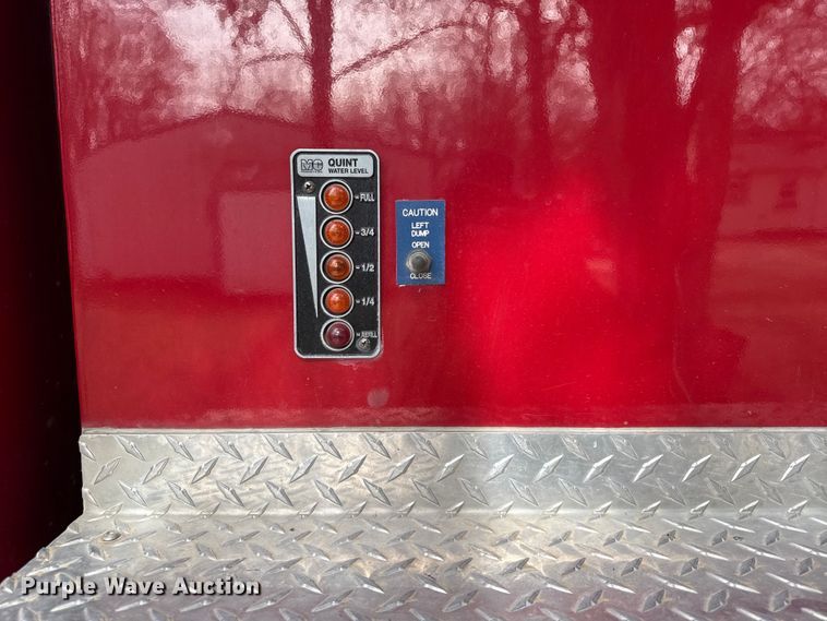 image for item DZ4299 1987 White quint fire truck