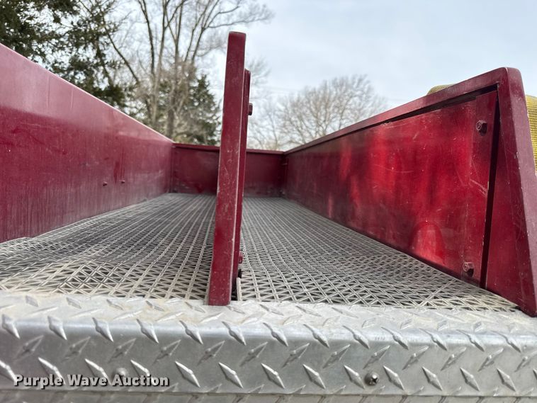 image for item DZ4299 1987 White quint fire truck