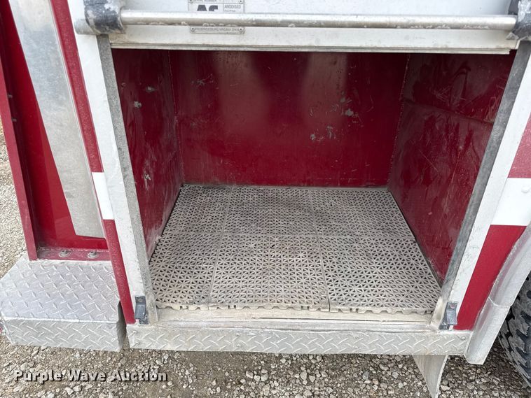 image for item DZ4299 1987 White quint fire truck