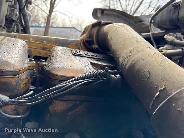 image for item DZ4299 1987 White quint fire truck