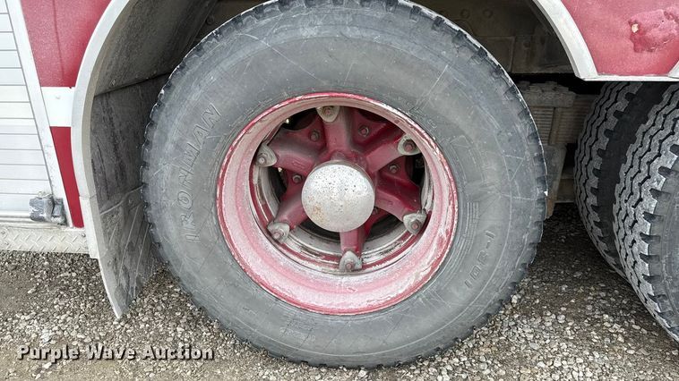 image for item DZ4299 1987 White quint fire truck