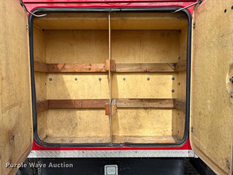 image for item DZ4300 1999 Ford F800 quint fire truck