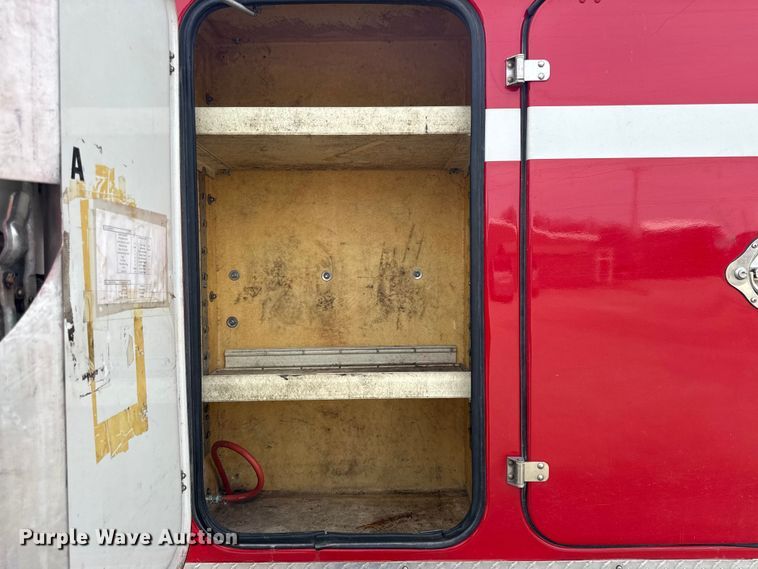 image for item DZ4300 1999 Ford F800 quint fire truck