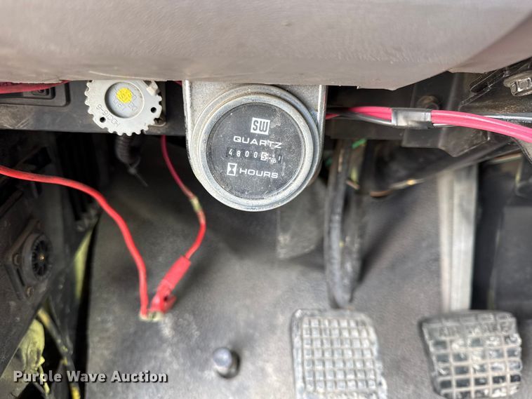 image for item DZ4300 1999 Ford F800 quint fire truck