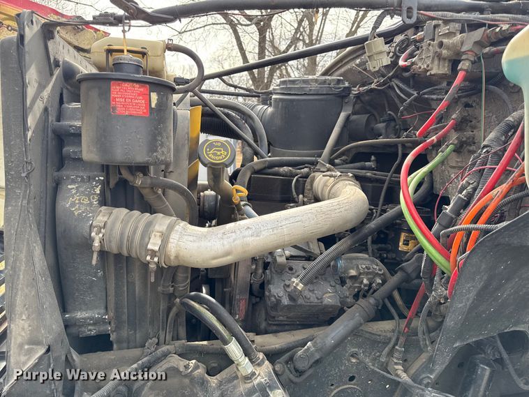 image for item DZ4300 1999 Ford F800 quint fire truck