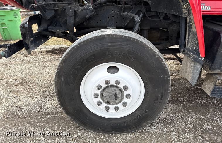 image for item DZ4300 1999 Ford F800 quint fire truck