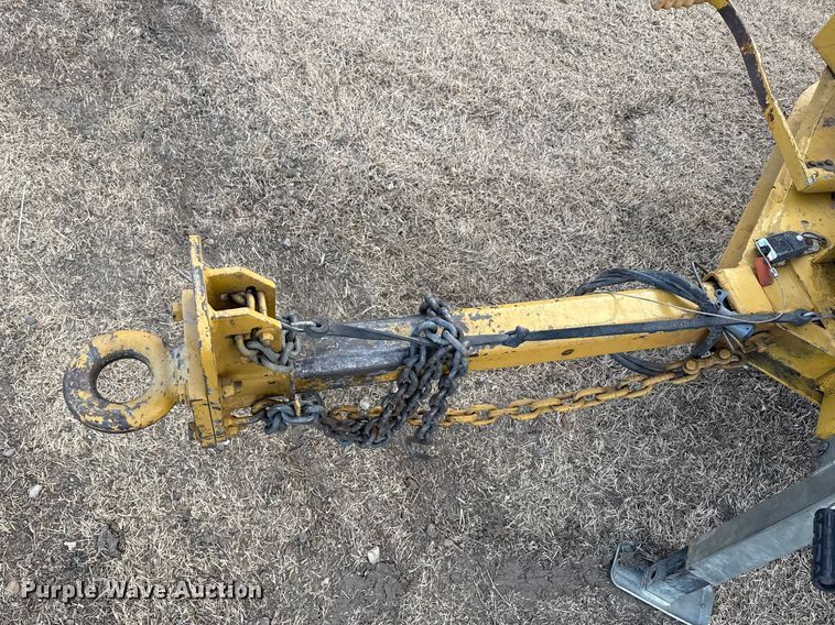 image for item DZ5014 Vermeer BC935 wood chipper