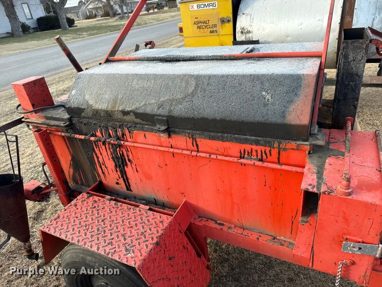 image for item DZ5015 Pothole patcher