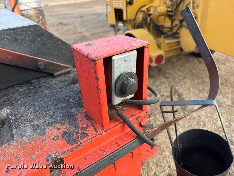 image for item DZ5015 Pothole patcher