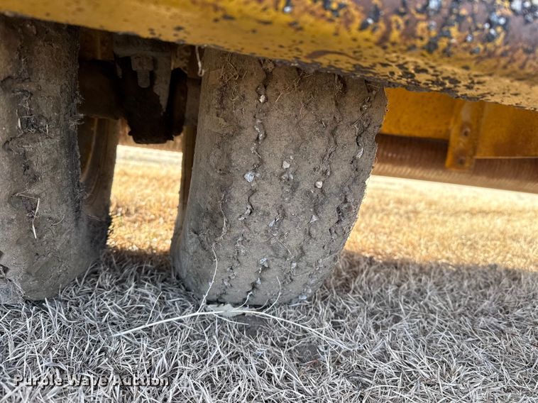 image for item DZ5017 Buckeye chip spreader