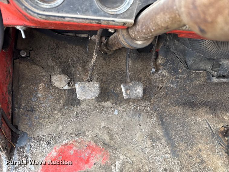 image for item DZ5018 1968 Chevrolet 60 oil distributor truck