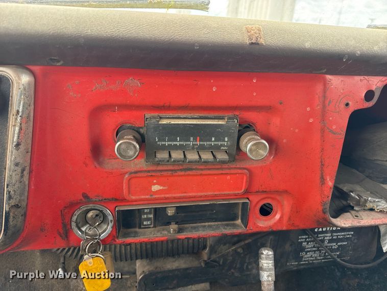 image for item DZ5018 1968 Chevrolet 60 oil distributor truck