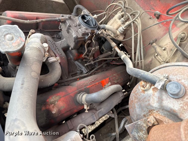 image for item DZ5018 1968 Chevrolet 60 oil distributor truck