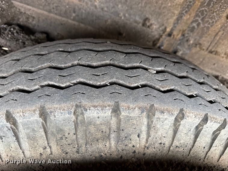 image for item DZ5018 1968 Chevrolet 60 oil distributor truck