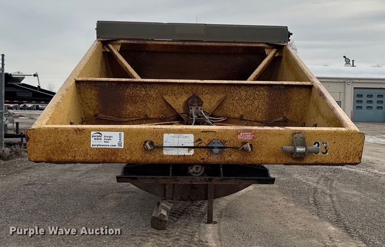 image for item EA2225 1988 Load King  1827 bottom dump trailer