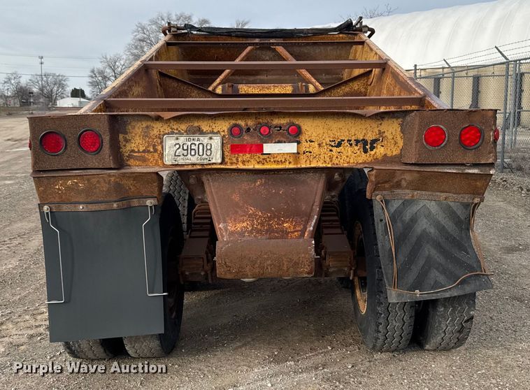 image for item EA2225 1988 Load King  1827 bottom dump trailer
