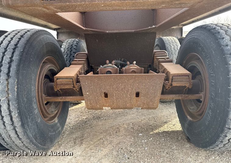 image for item EA2225 1988 Load King  1827 bottom dump trailer