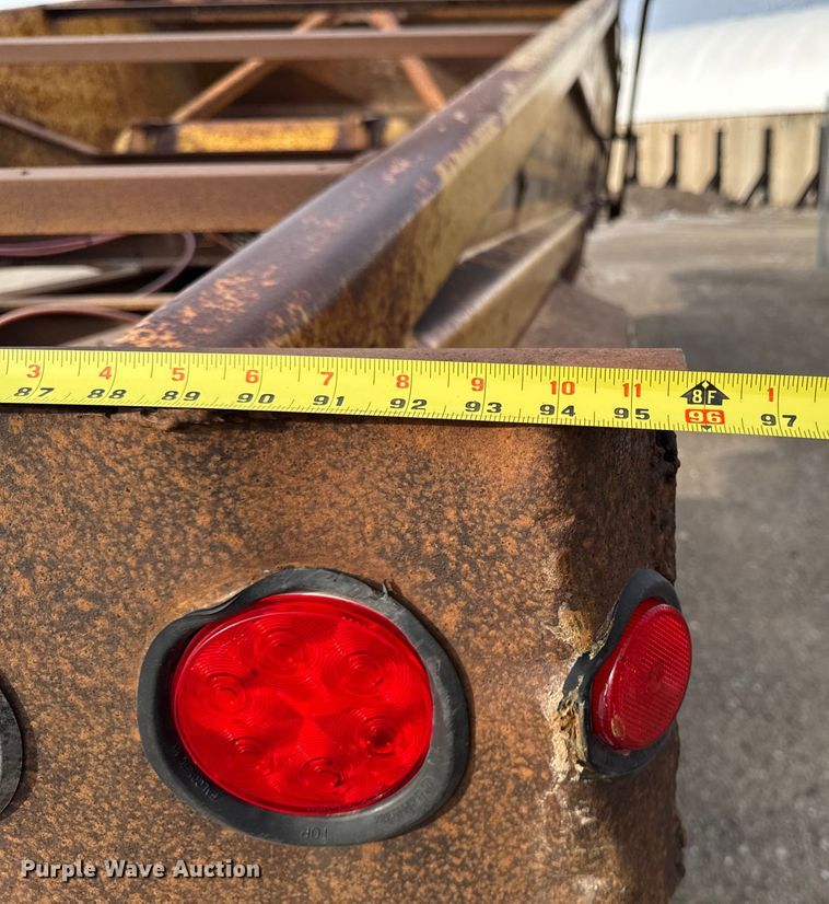 image for item EA2225 1988 Load King  1827 bottom dump trailer