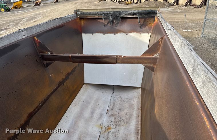 image for item EA2225 1988 Load King  1827 bottom dump trailer