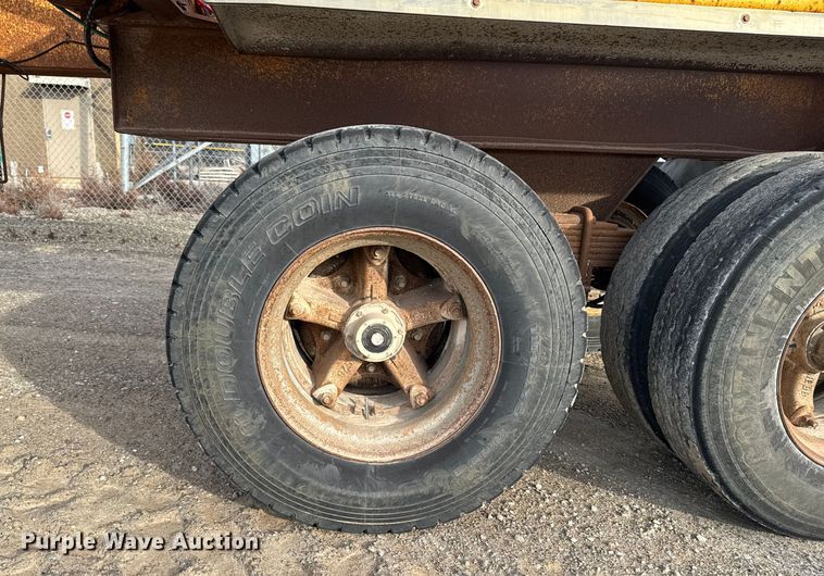 image for item EA2225 1988 Load King  1827 bottom dump trailer