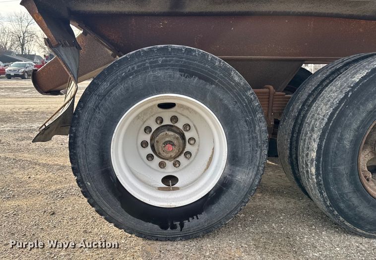 image for item EA2225 1988 Load King  1827 bottom dump trailer