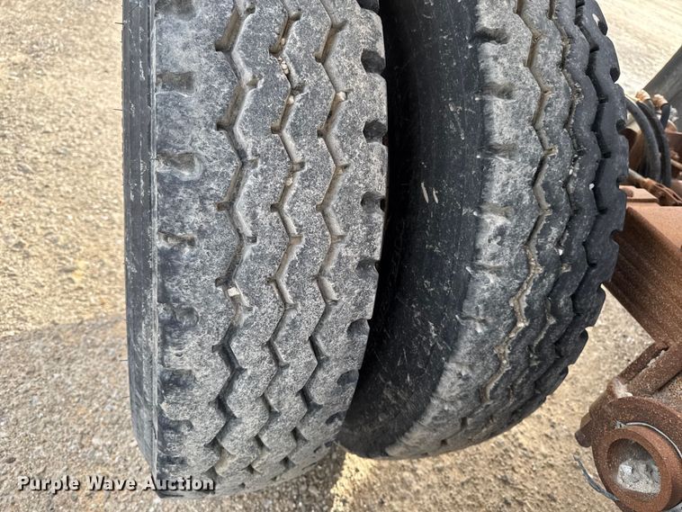 image for item EA2225 1988 Load King  1827 bottom dump trailer