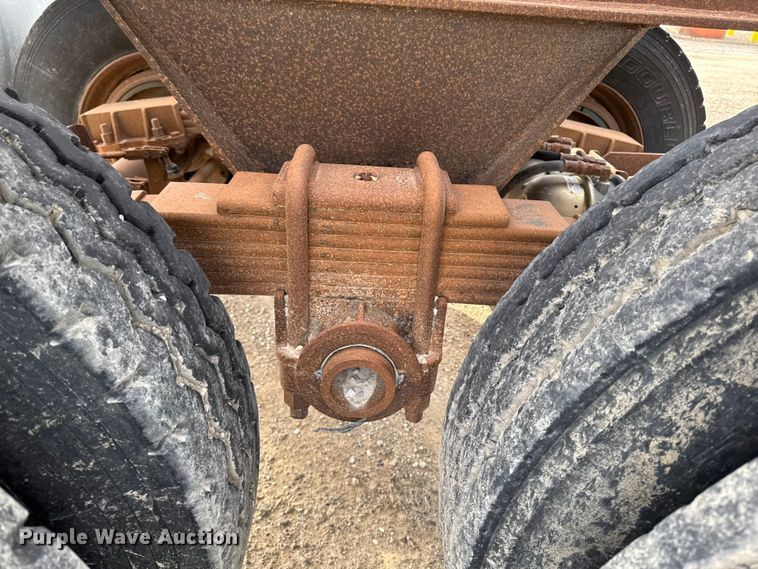 image for item EA2225 1988 Load King  1827 bottom dump trailer